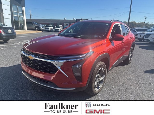 Used 2024 Chevrolet Trax LT w/ Driver Confidence Package