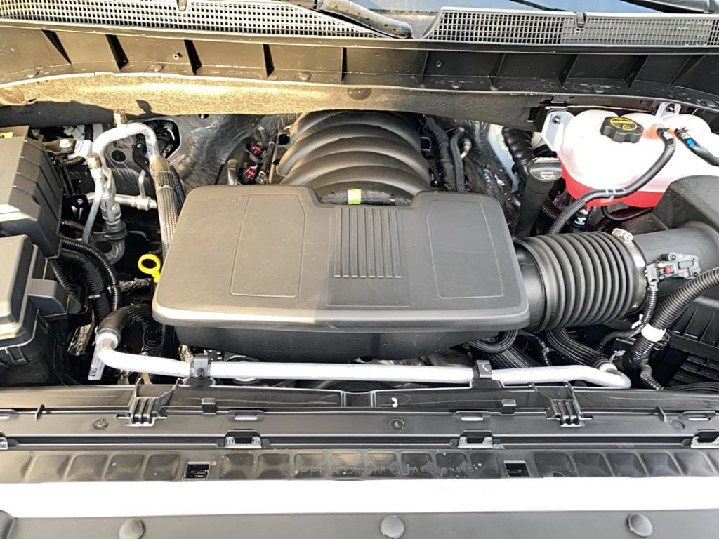 Used 2025 Chevrolet Silverado 1500 LT w/ Convenience Package II image 13