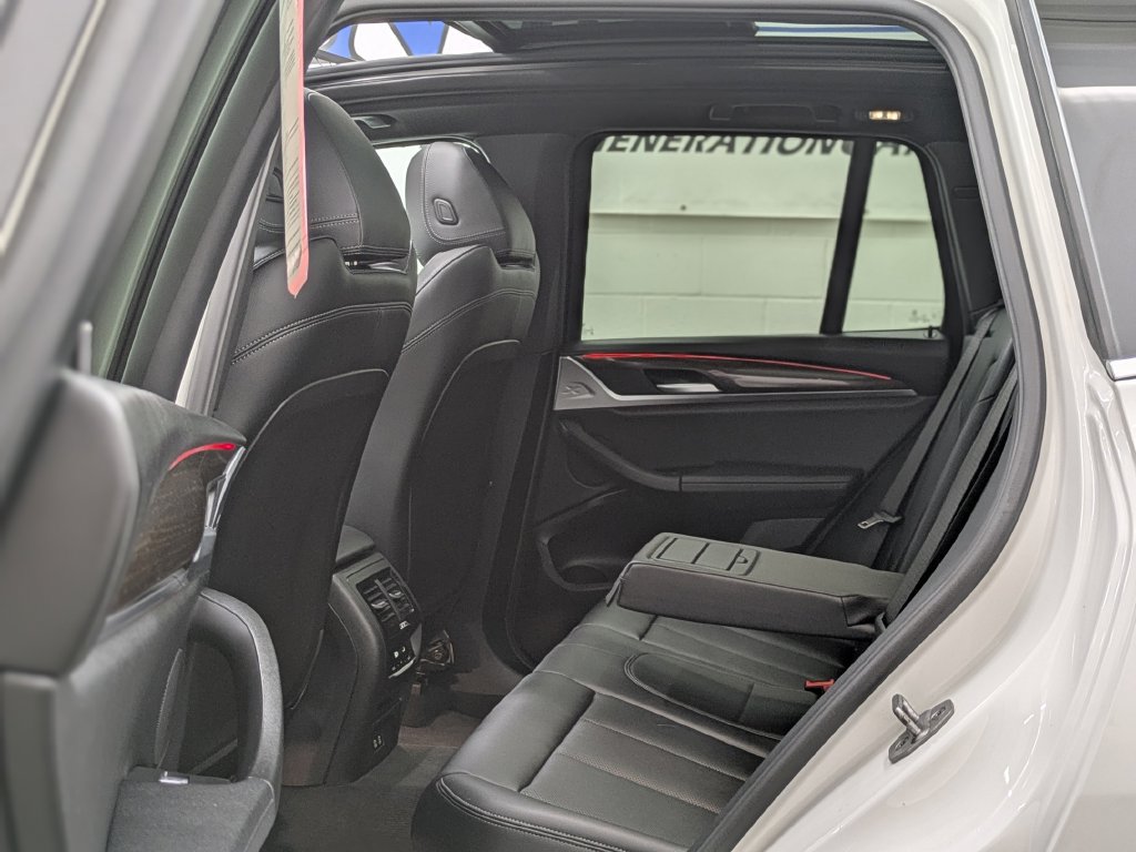Used 2024 BMW X3 xDrive30i AWD/4WD image 16