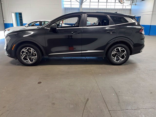 Used 2024 Kia Sportage LX FWD image 6