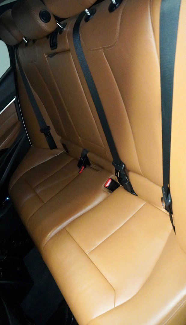 Used 2016 BMW 340i xDrive Sedan image 5