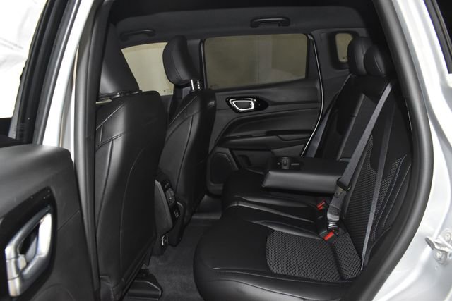 New 2026 Jeep Compass Latitude image 25