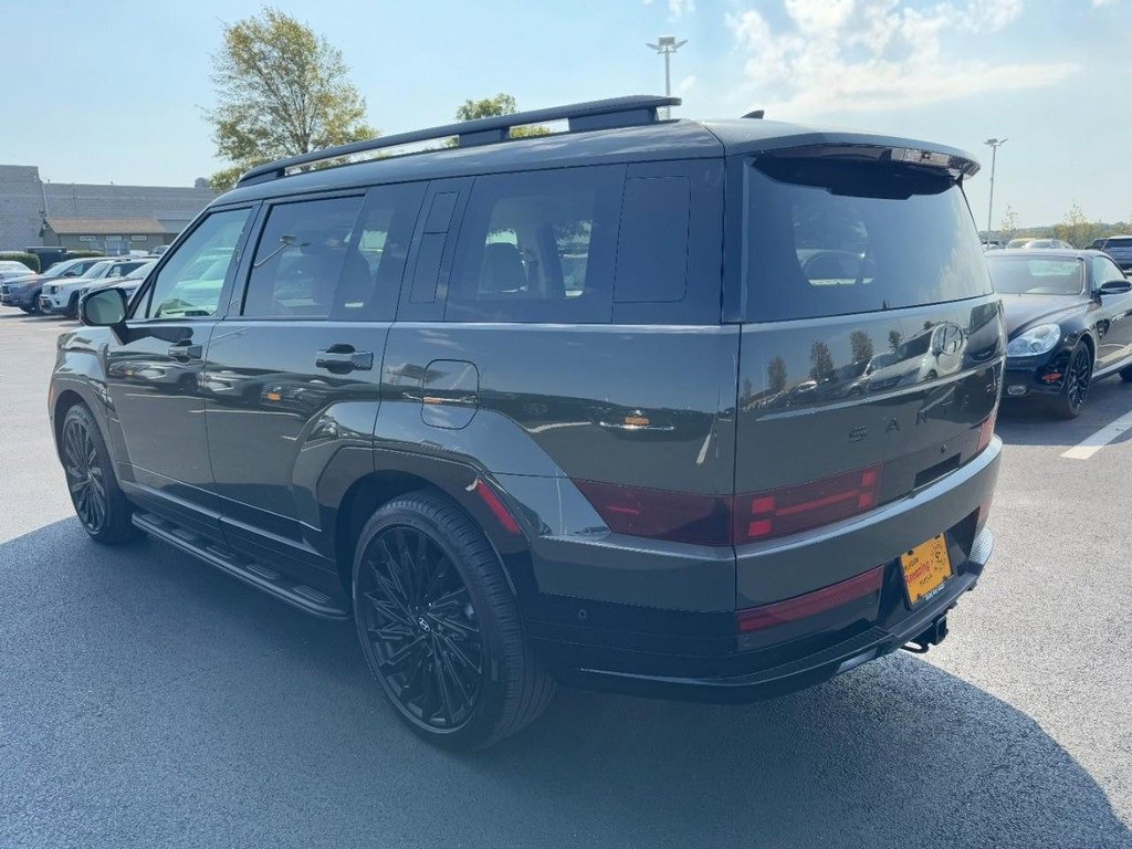 Used 2025 Hyundai Santa Fe Calligraphy image 5