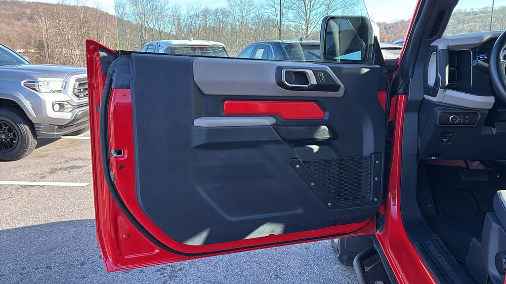 Used 2023 Ford Bronco Big Bend image 11