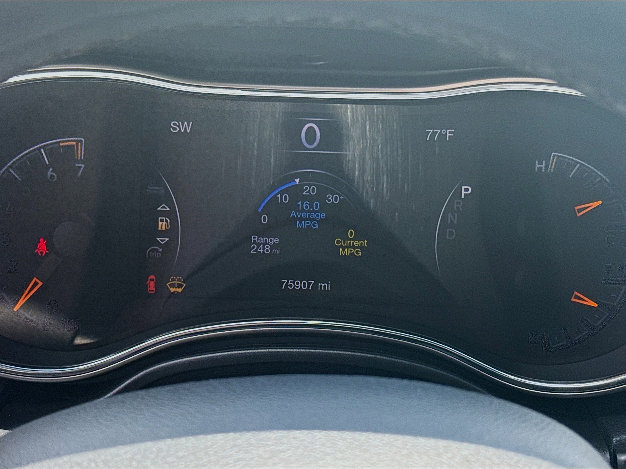 Used 2021 Jeep Grand Cherokee Laredo X RWD image 9