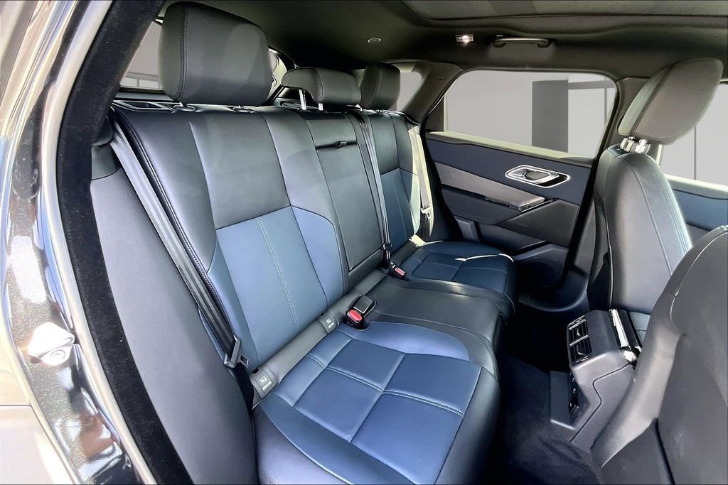 Used 2025 Land Rover Range Rover Velar Dynamic SE image 23