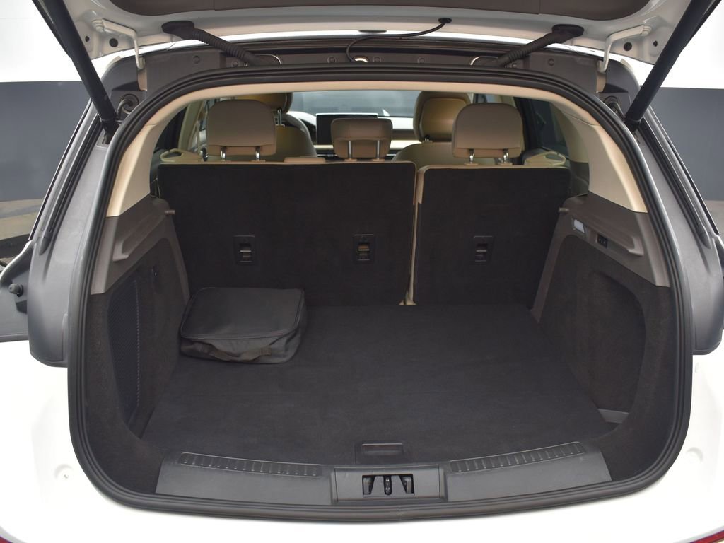 Used 2024 Lincoln Corsair Grand Touring w/ Equipment Group 302A image 9