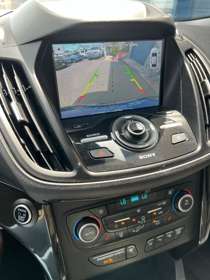 Used 2019 Ford Escape Titanium AWD/4WD image 37