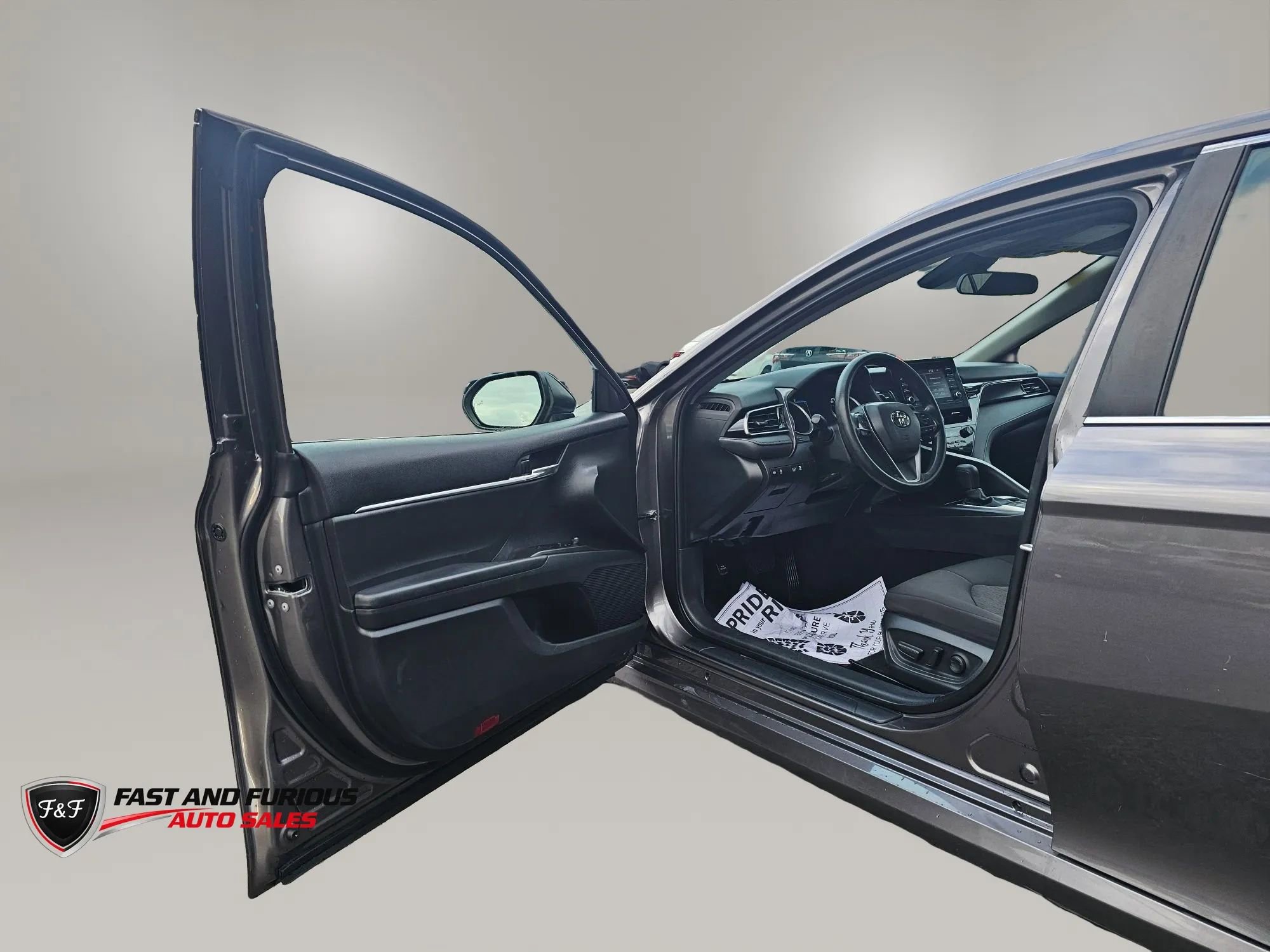 Used 2023 Toyota Camry LE FWD image 9