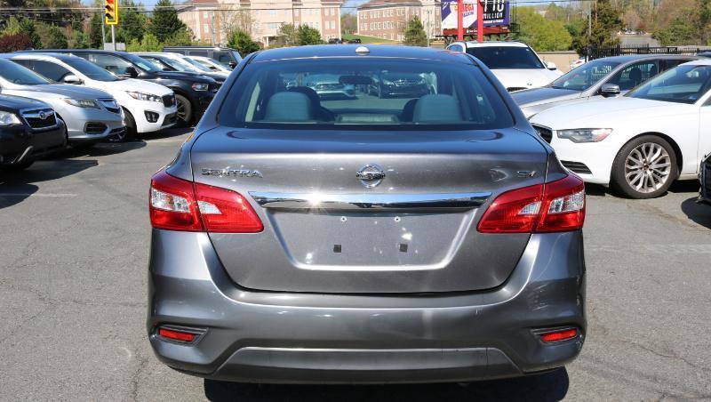 Used 2019 Nissan Sentra SV FWD image 6