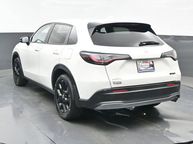 Used 2024 Honda HR-V Sport image 4