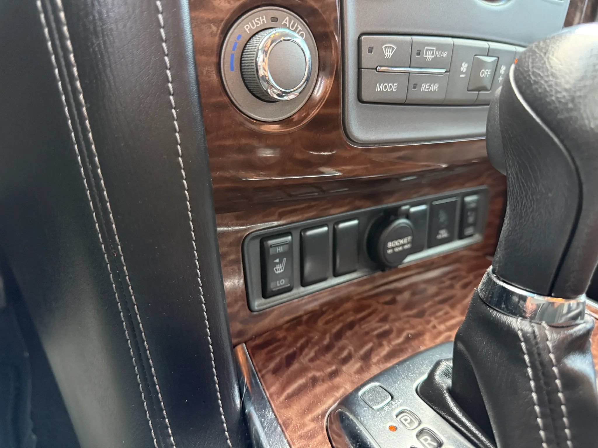Used 2017 Nissan Armada SV w/ Driver Package AWD/4WD image 26