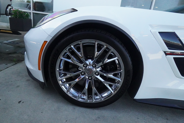 Used 2018 Chevrolet Corvette Grand Sport RWD image 29