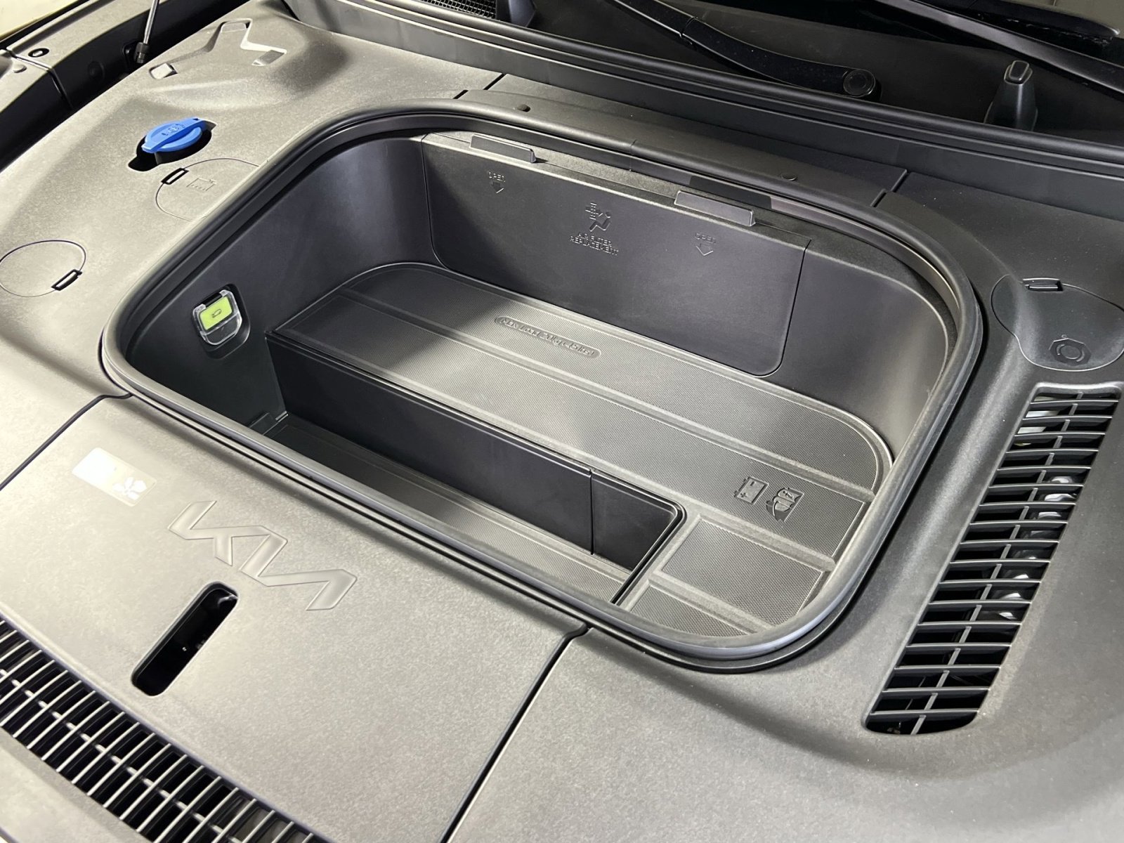 New 2026 Kia EV9 Wind image 28