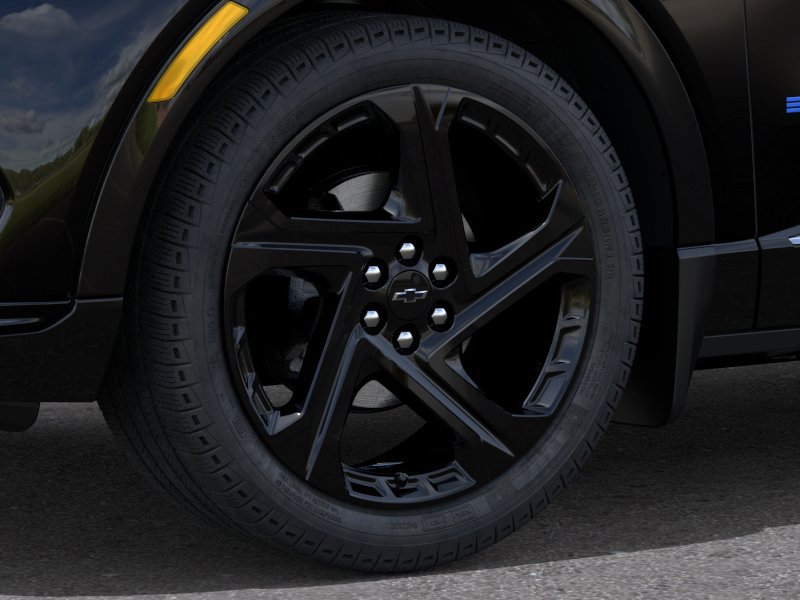 New 2026 Chevrolet Equinox EV RS image 9