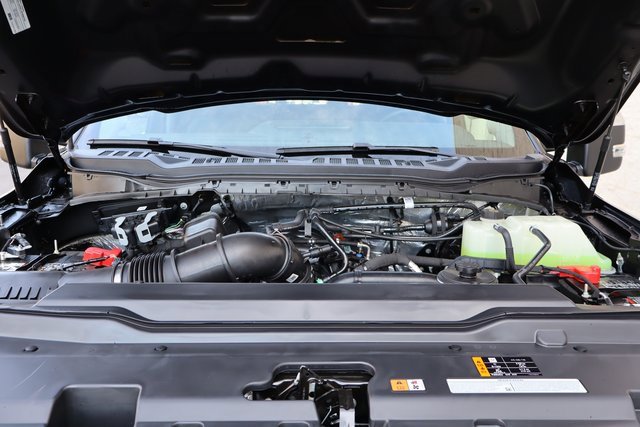 New 2026 Ford F250 Lariat w/ Chrome Package image 38