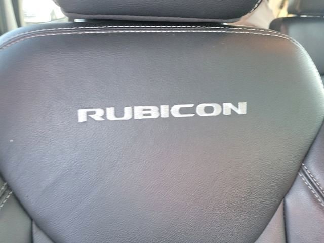 Used 2016 Jeep Wrangler Unlimited Rubicon w/ Dual Top Group AWD/4WD image 16