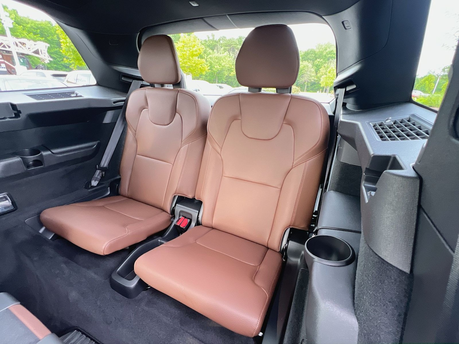 Certified 2023 Volvo XC90 B6 Plus w/ Protection Package Premier AWD/4WD image 26