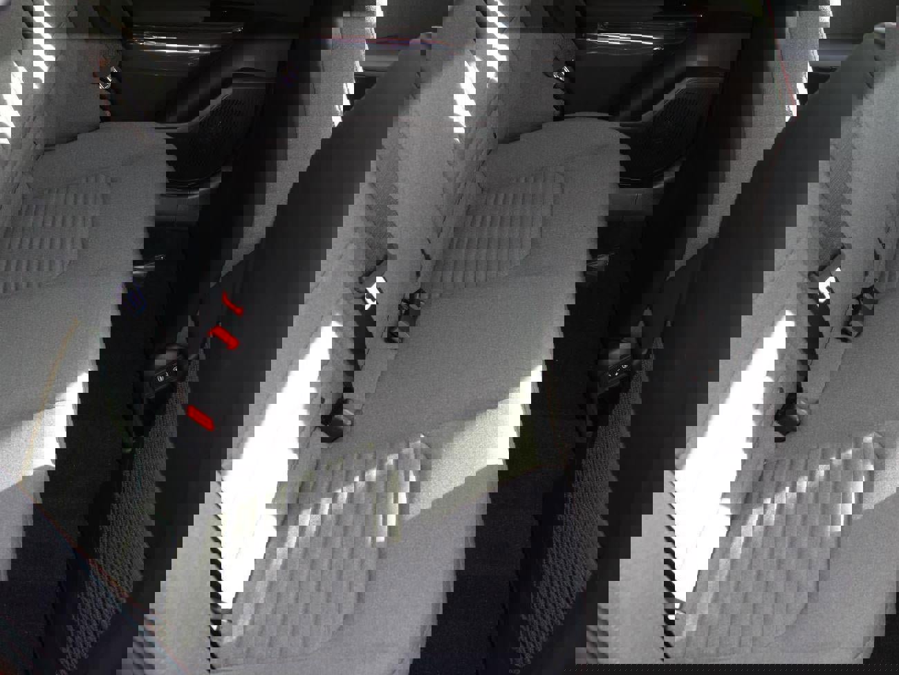 New 2025 Kia K4 EX image 16