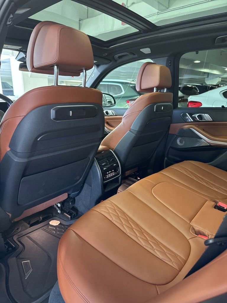 Certified 2024 BMW X5 M60i AWD/4WD image 7