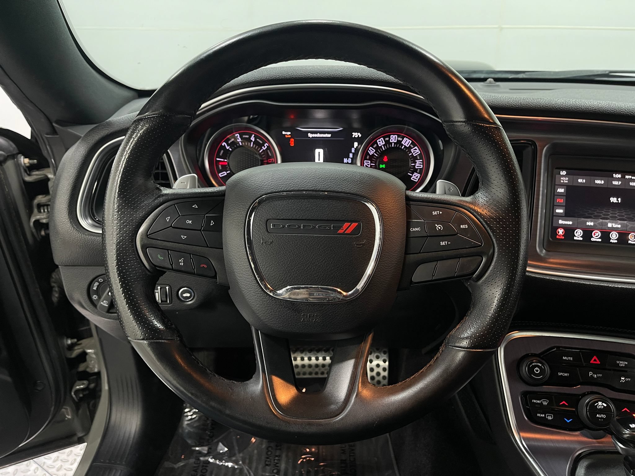 Used 2018 Dodge Challenger R/T RWD image 19
