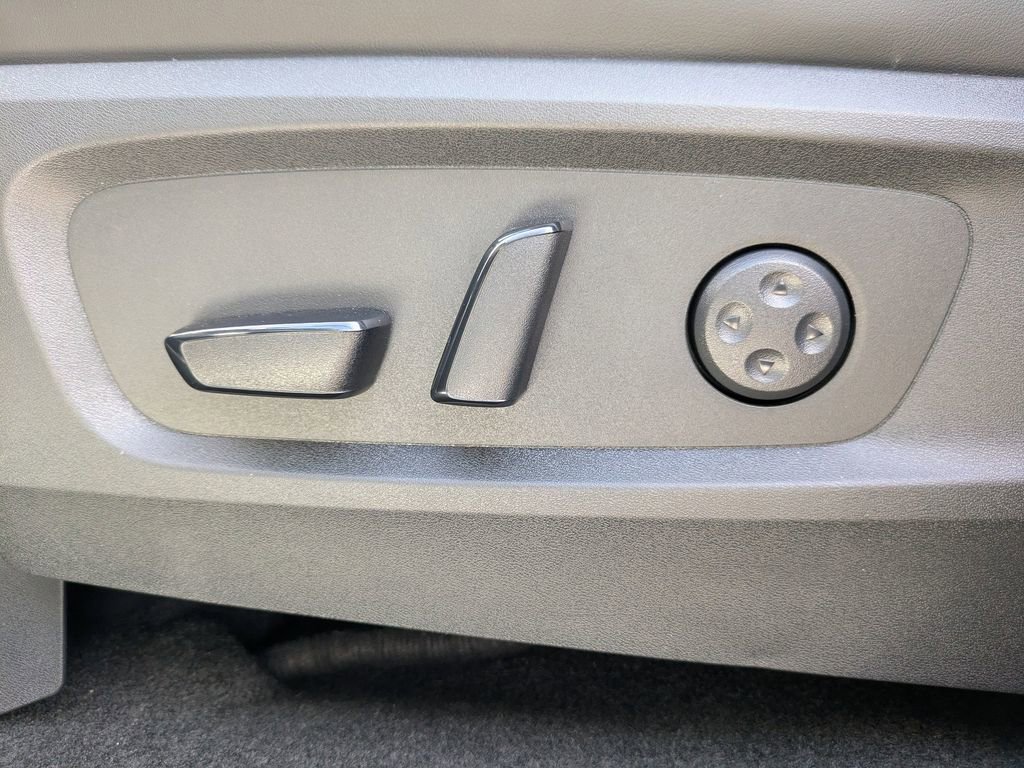 New 2026 INFINITI QX60 Sport w/ Dark Cargo Package image 21