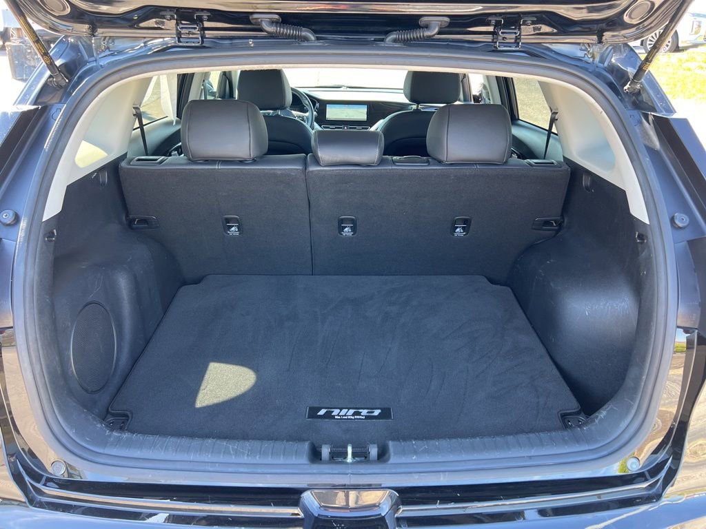 Used 2022 Kia Niro Touring Special Edition FWD image 14