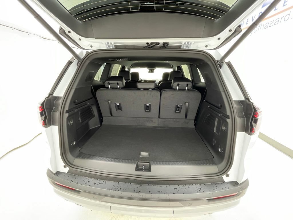 New 2026 GMC Acadia Elevation w/ Elevation Premium Package AWD/4WD image 5
