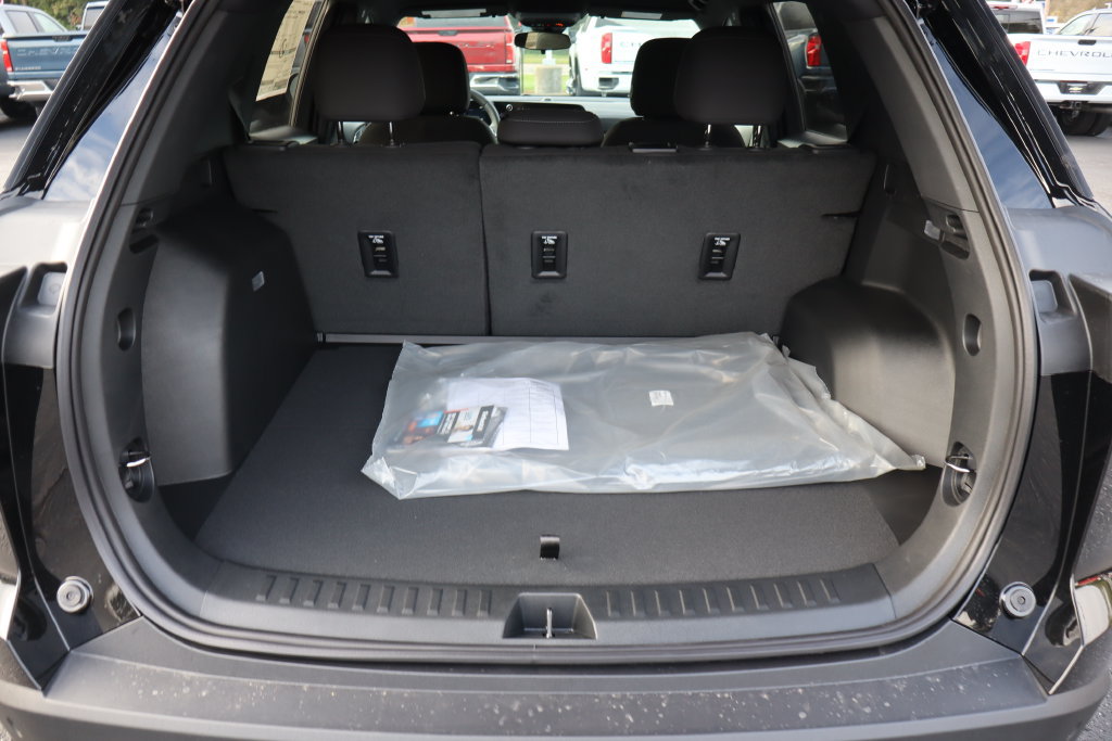 New 2027 Chevrolet Equinox LT FWD image 21