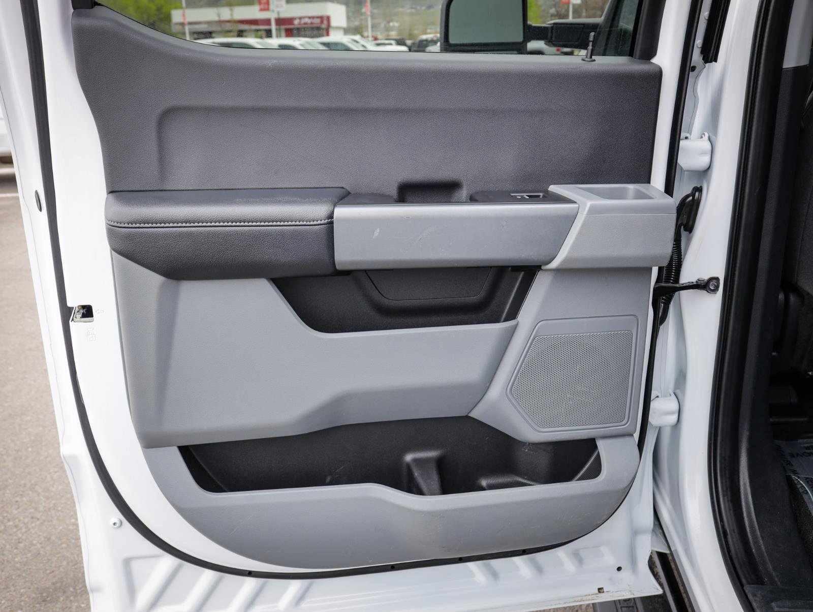 Used 2024 Ford F350 XLT w/ FX4 Off-Road Package image 33