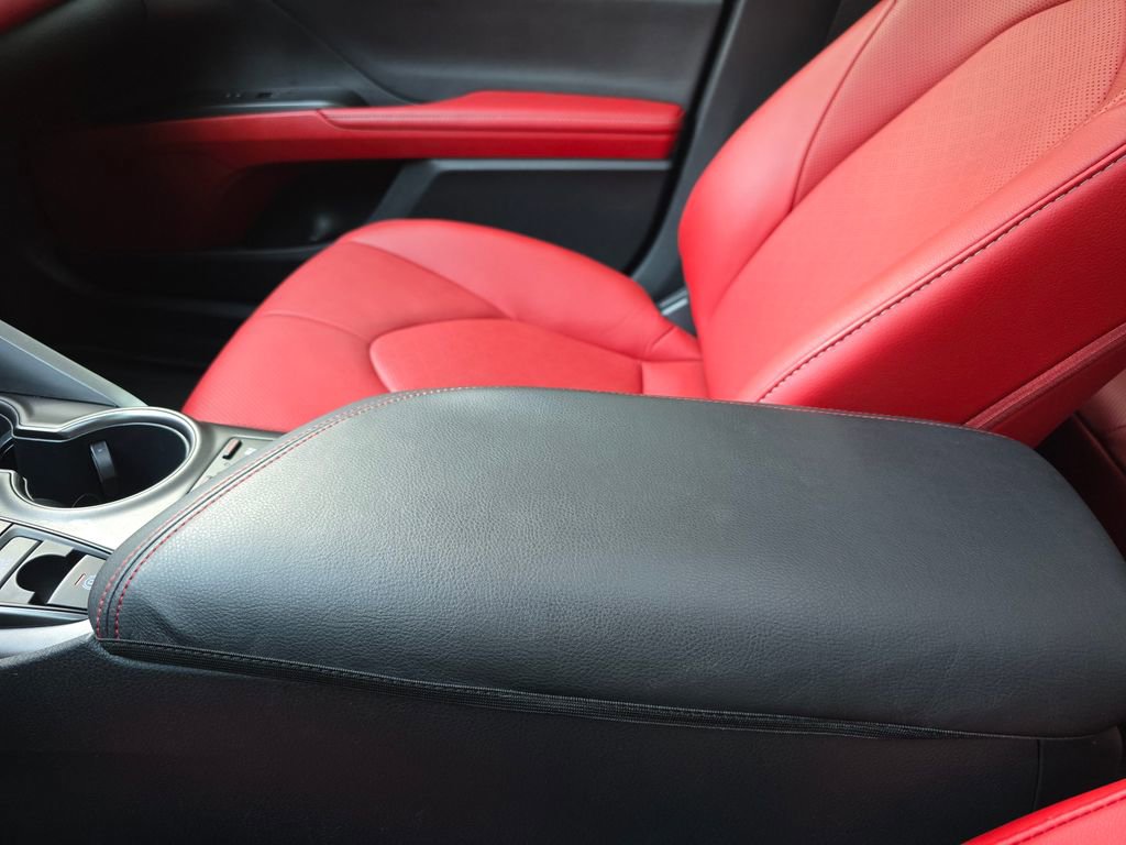 Used 2024 Toyota Camry XSE image 34