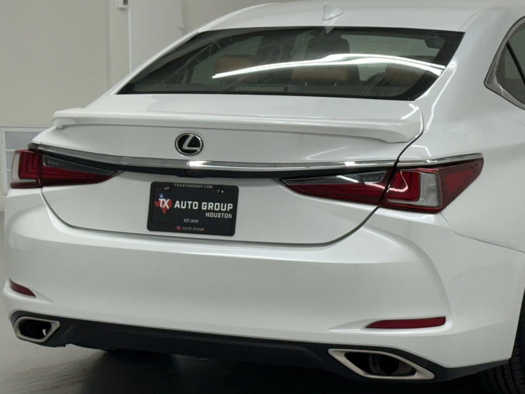 Used 2019 Lexus ES 350 w/ Accessory Package 2 image 12
