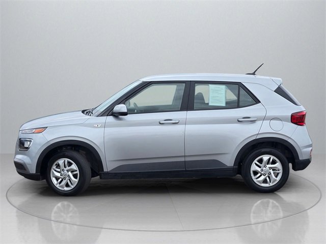 Certified 2023 Hyundai Venue SE image 4