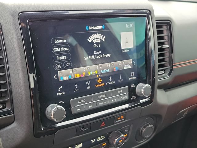 Used 2024 Nissan Frontier PRO-4X w/ Technology Package AWD/4WD image 31