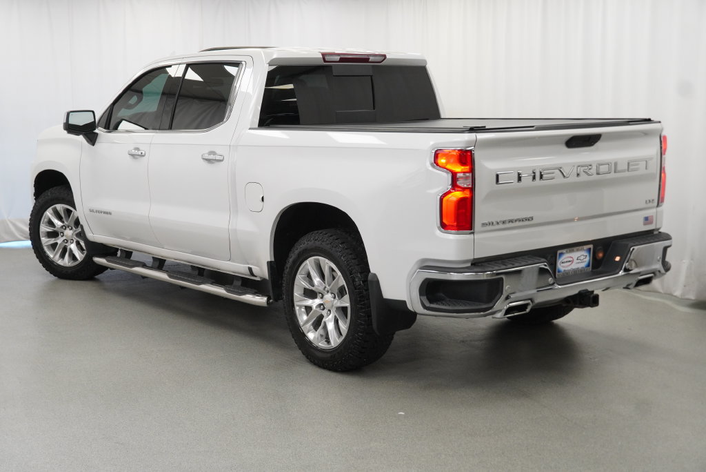 Used 2021 Chevrolet Silverado 1500 LTZ w/ Z71 Off-Road Package AWD/4WD image 18