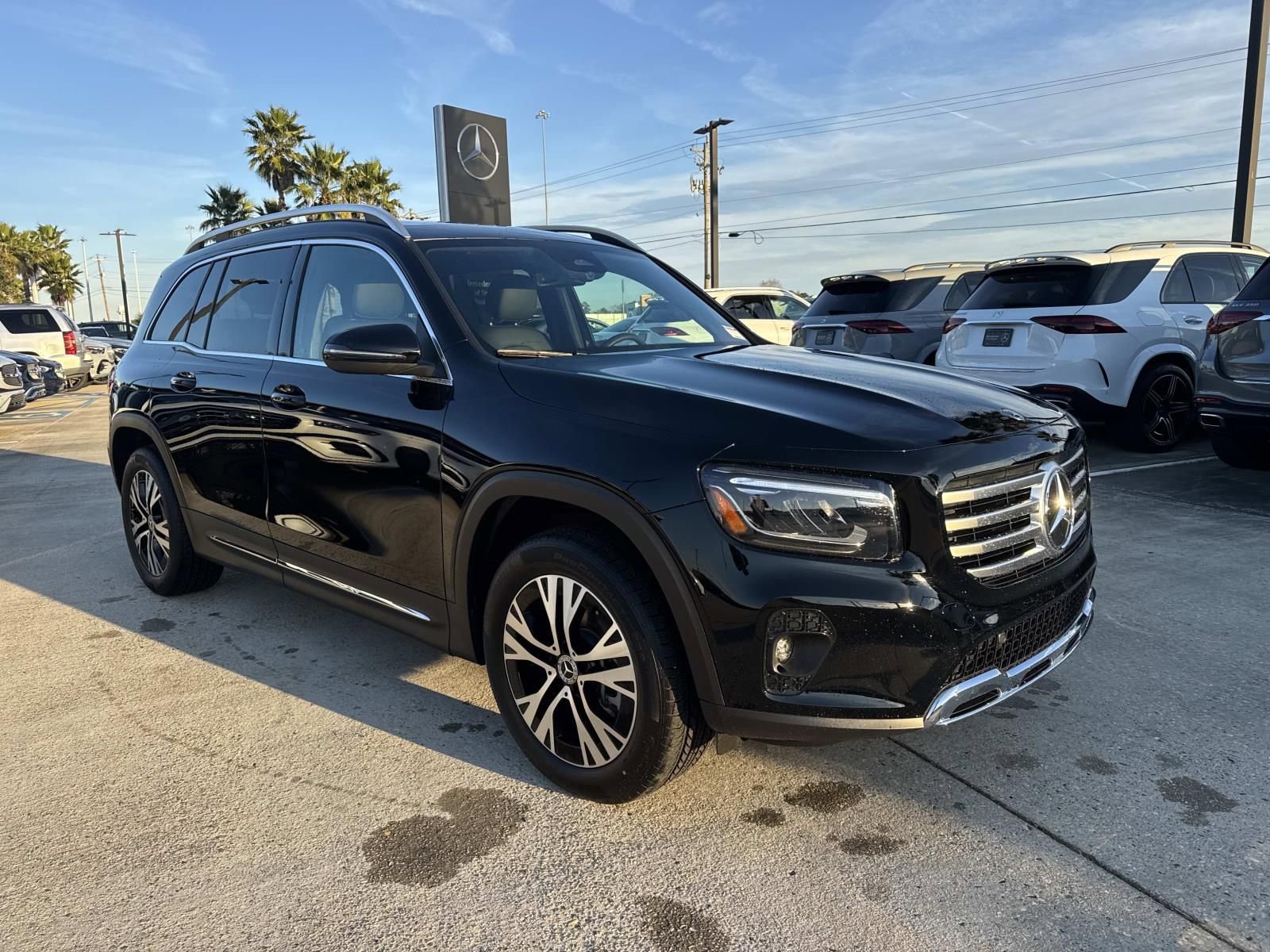 Used 2026 Mercedes-Benz GLB 250 image 3