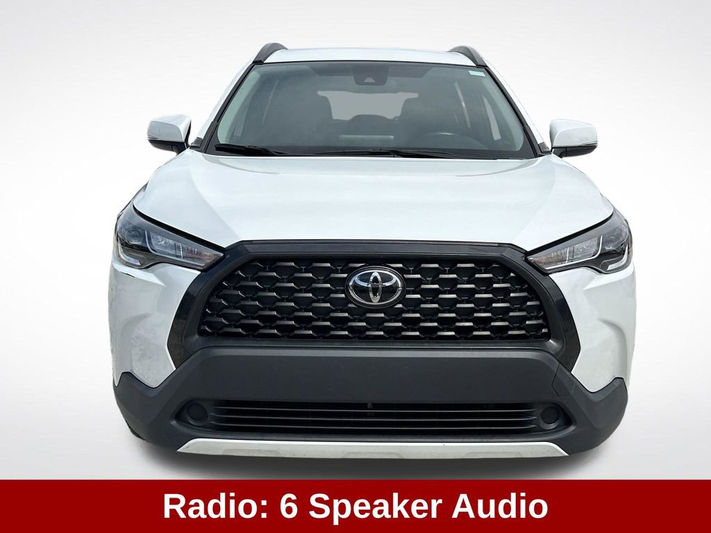 Used 2022 Toyota Corolla Cross LE image 3