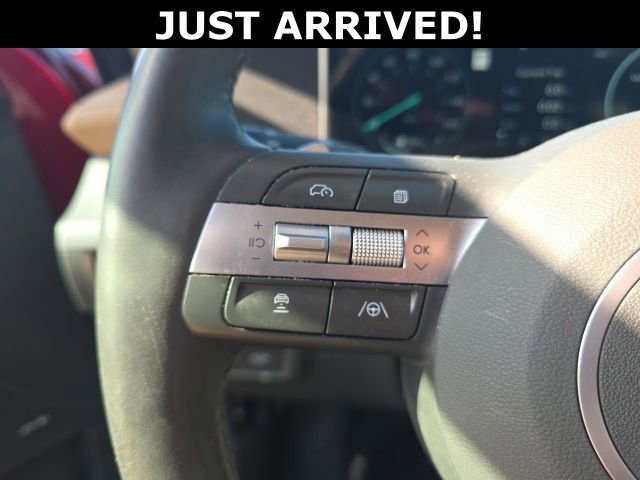 Certified 2025 Hyundai Sonata Limited FWD image 17