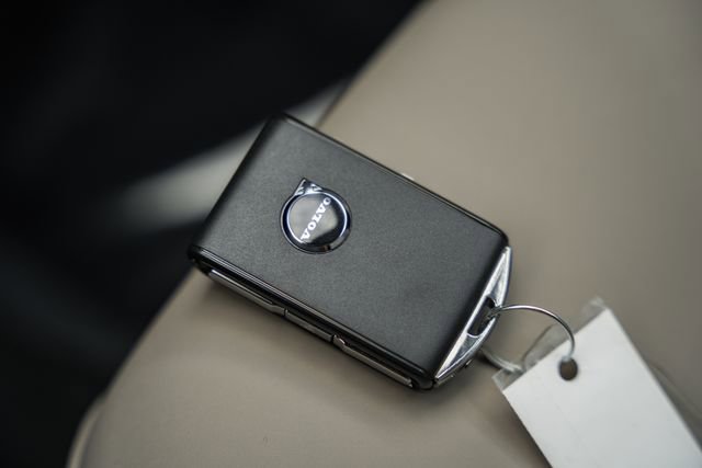 New 2026 Volvo XC60 T8 Plus w/ Protection Package Premier image 43