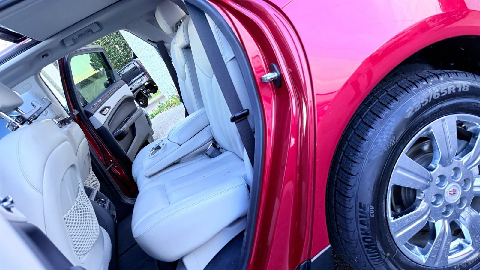 Used 2014 Cadillac SRX Luxury AWD/4WD image 10