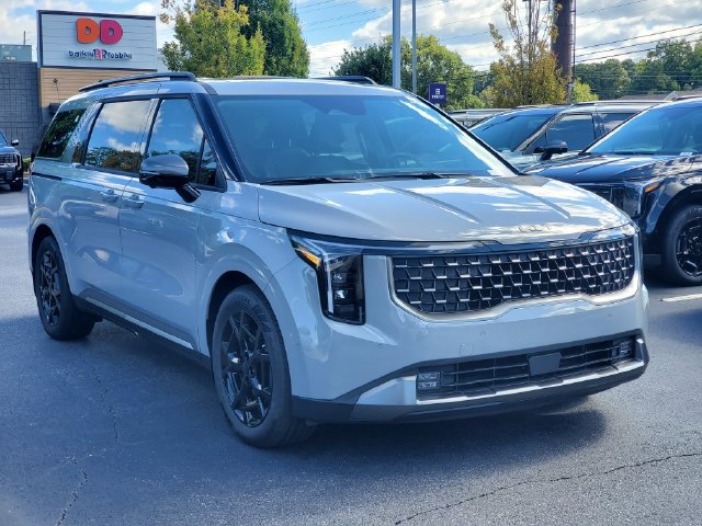 New 2027 Kia Carnival SX FWD image 3