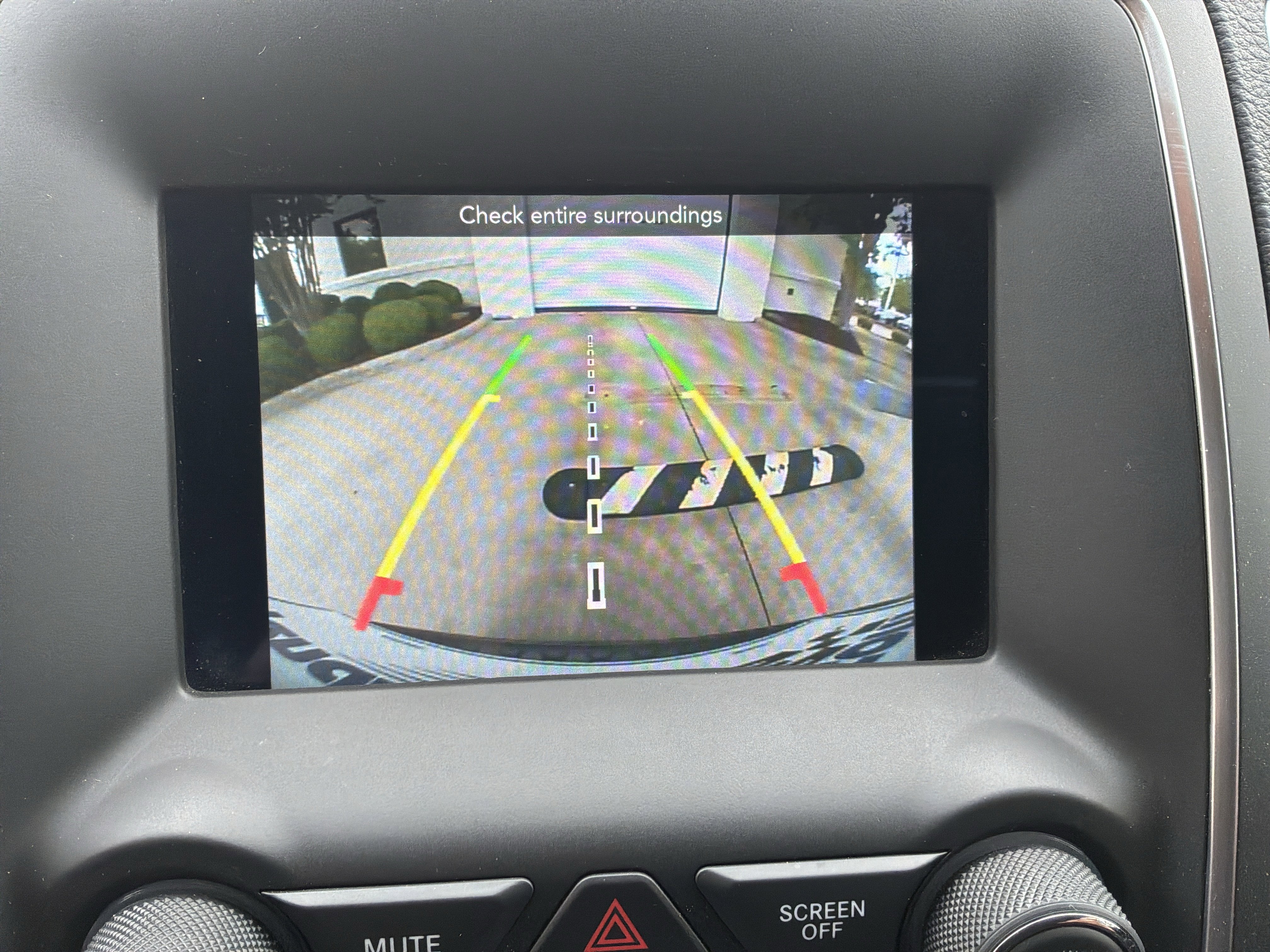 Used 2019 Dodge Durango SXT AWD/4WD image 25