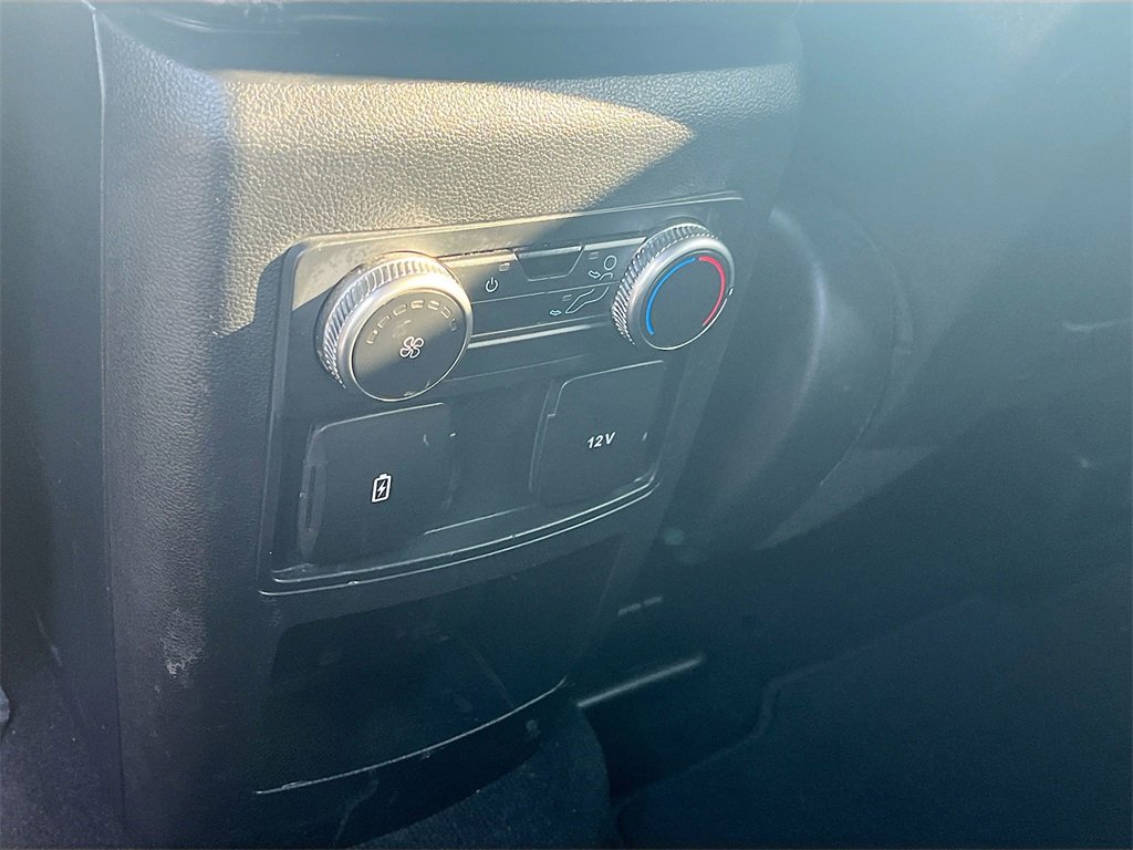 Used 2020 Ford Explorer XLT image 24