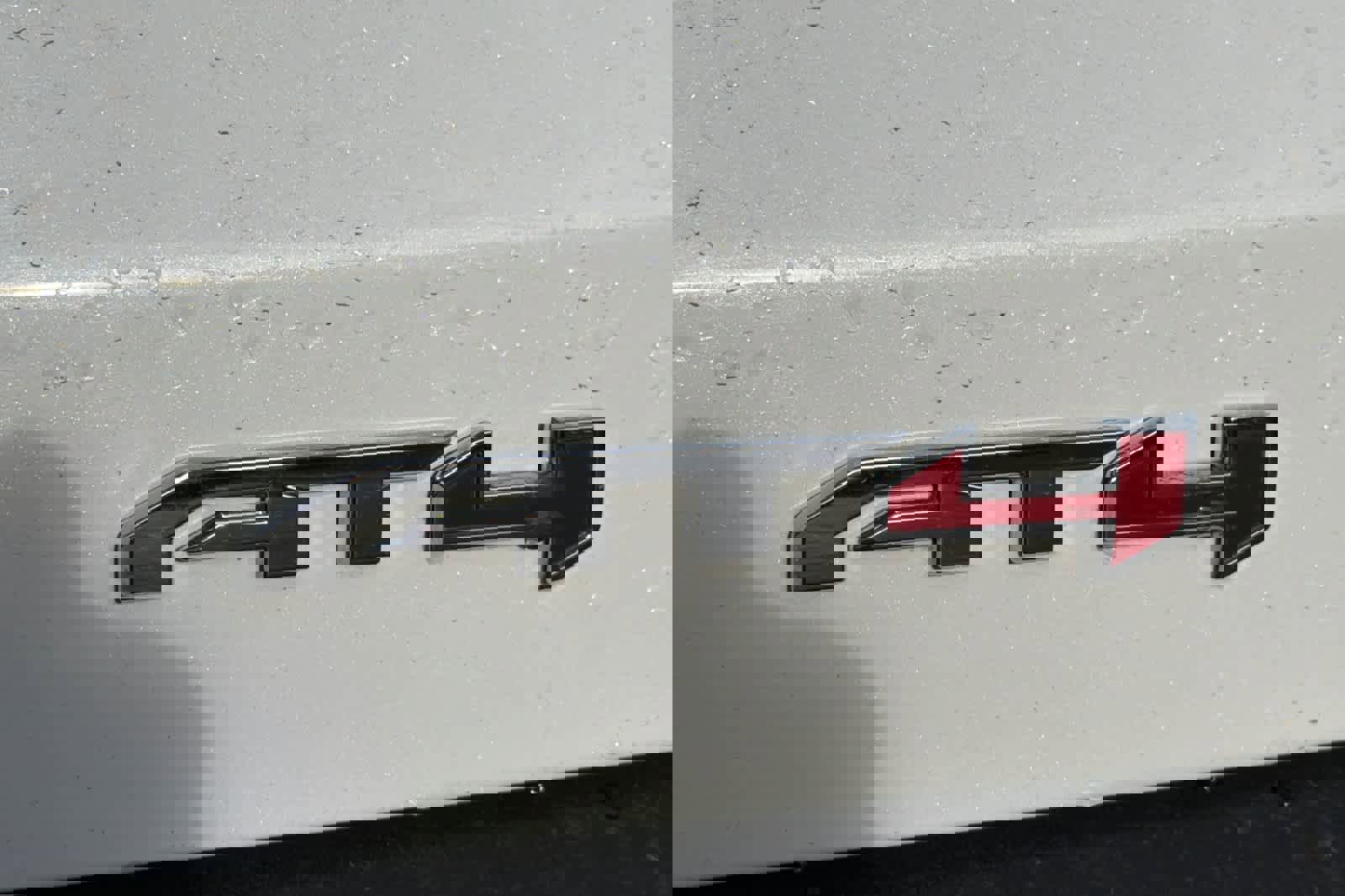 Used 2022 GMC Acadia AT4 w/ Technology Package image 12