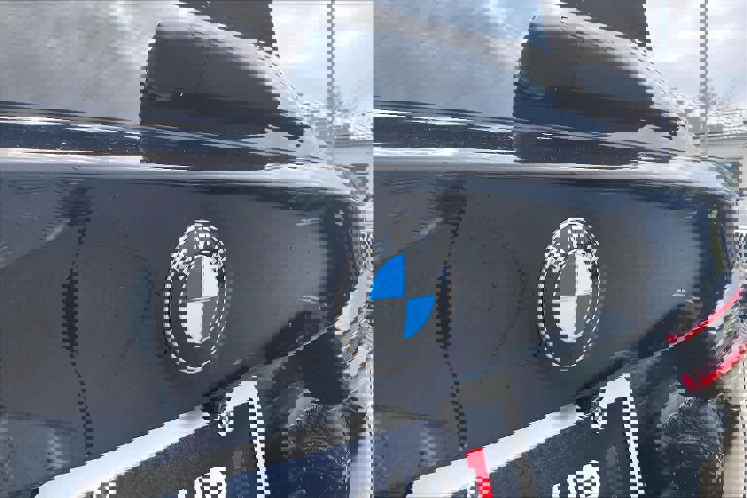 Used 2023 BMW X3 M40i w/ Shadowloine Package image 32