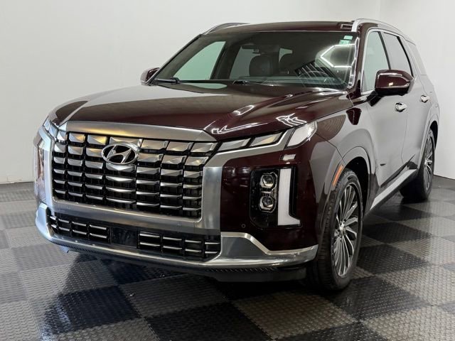 Used 2023 Hyundai Palisade Calligraphy w/ Cargo Package AWD/4WD image 5