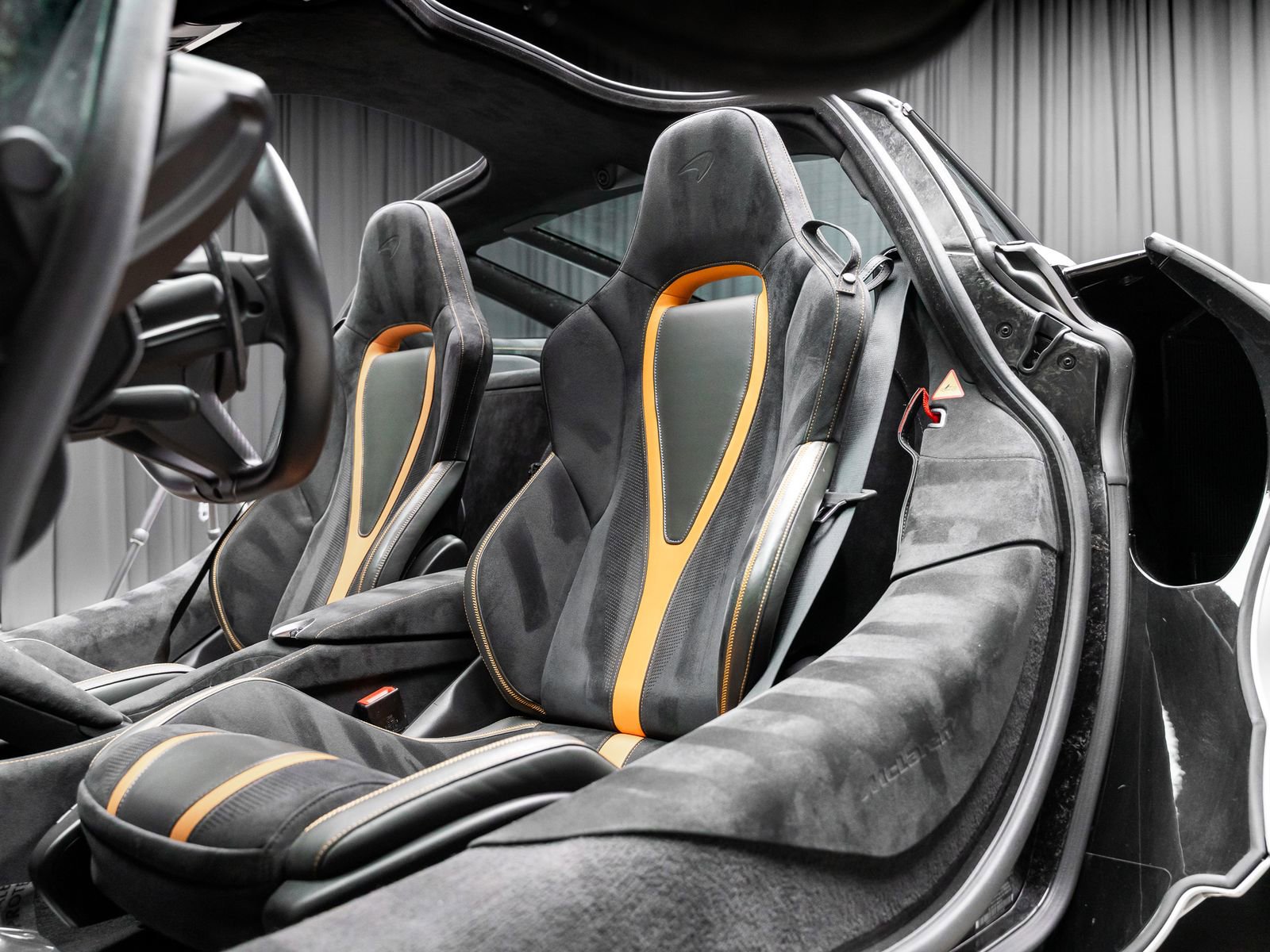 Used 2021 McLaren 720S Luxury RWD image 8