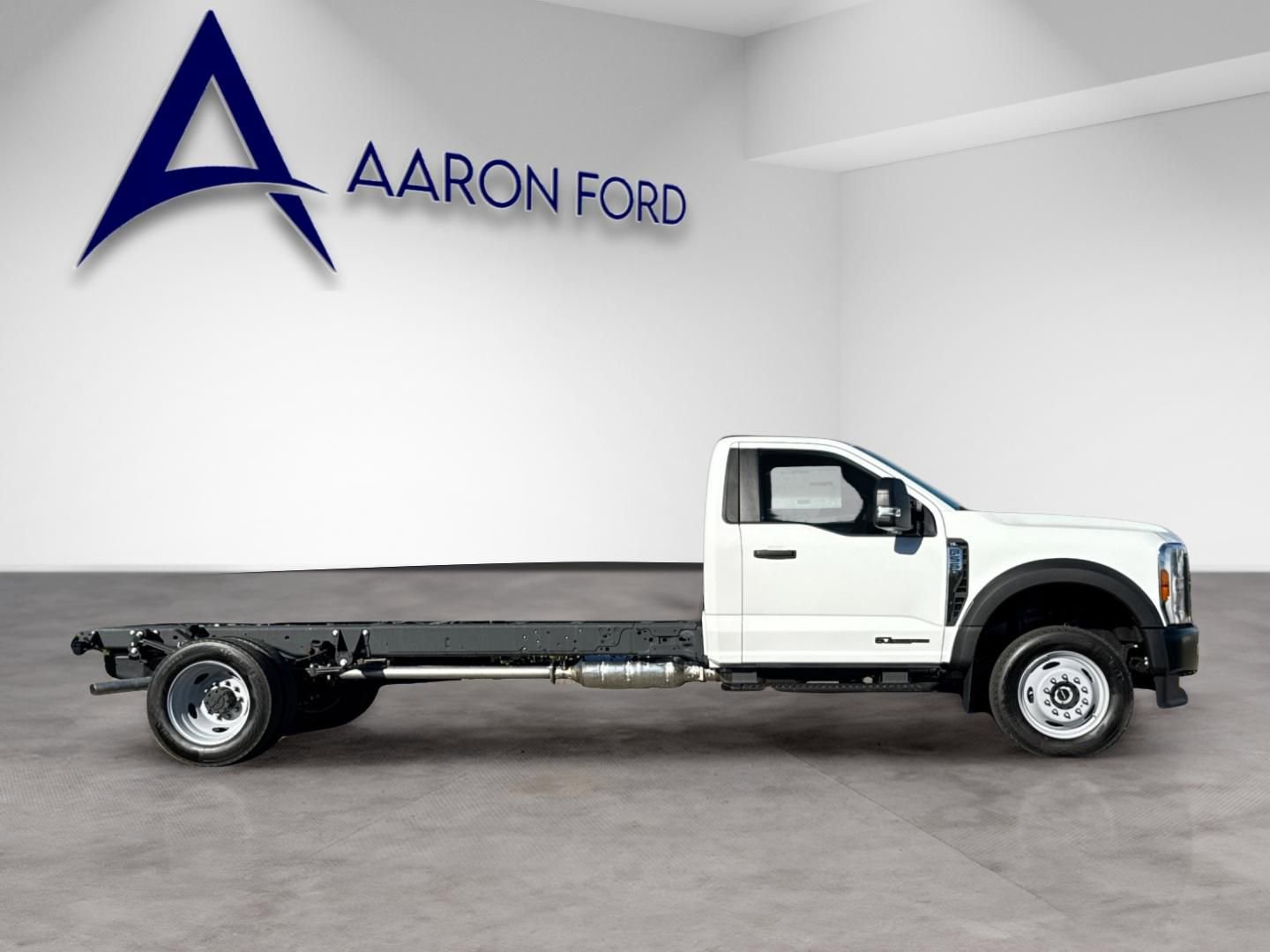 New 2026 Ford F550 4x4 Regular Cab Super Duty image 7