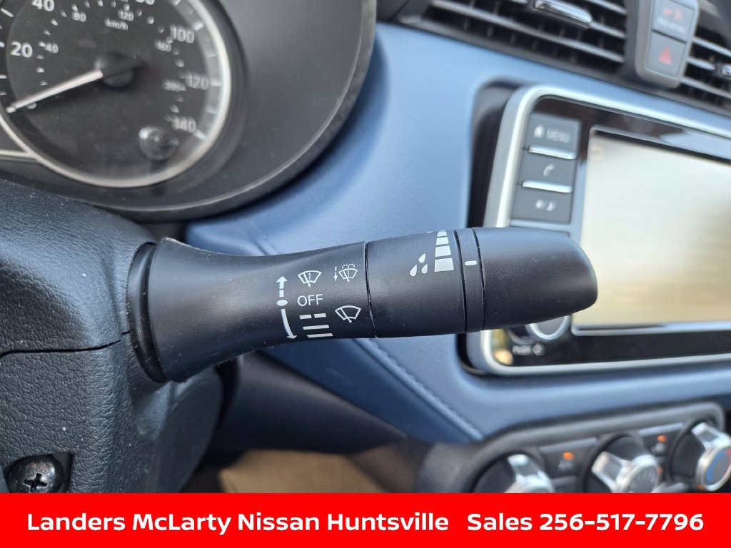 Certified 2025 Nissan Versa SV FWD image 22
