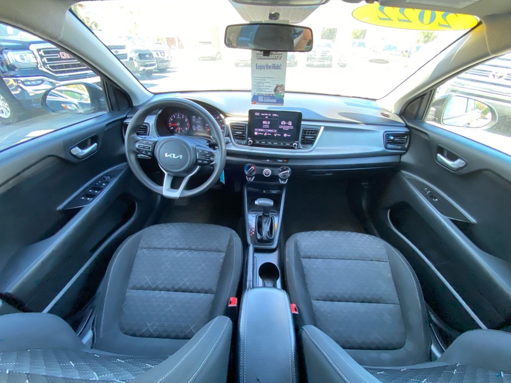 Used 2022 Kia Rio S image 12